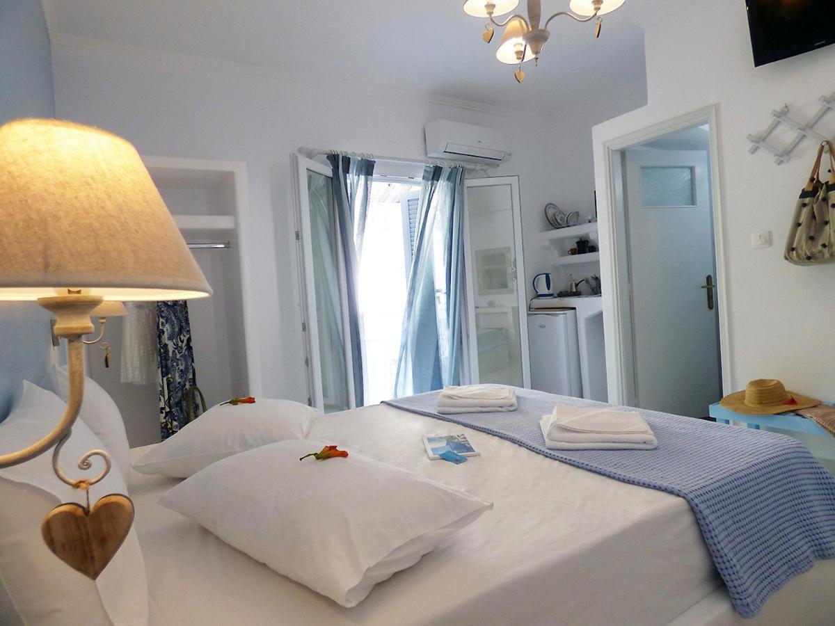 Tasoula Guest House Adamantas  Exterior photo